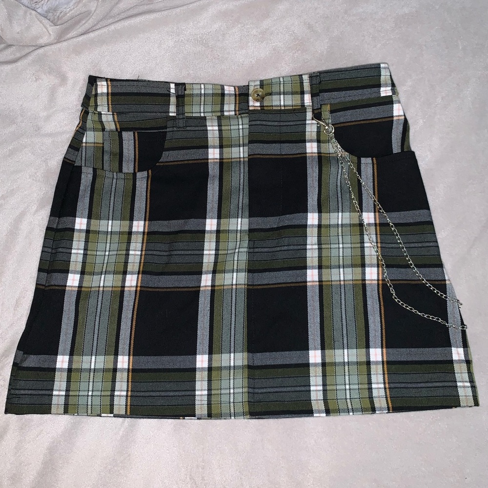 Forever 21 Plaid Bodycon Miniskirt With Chain